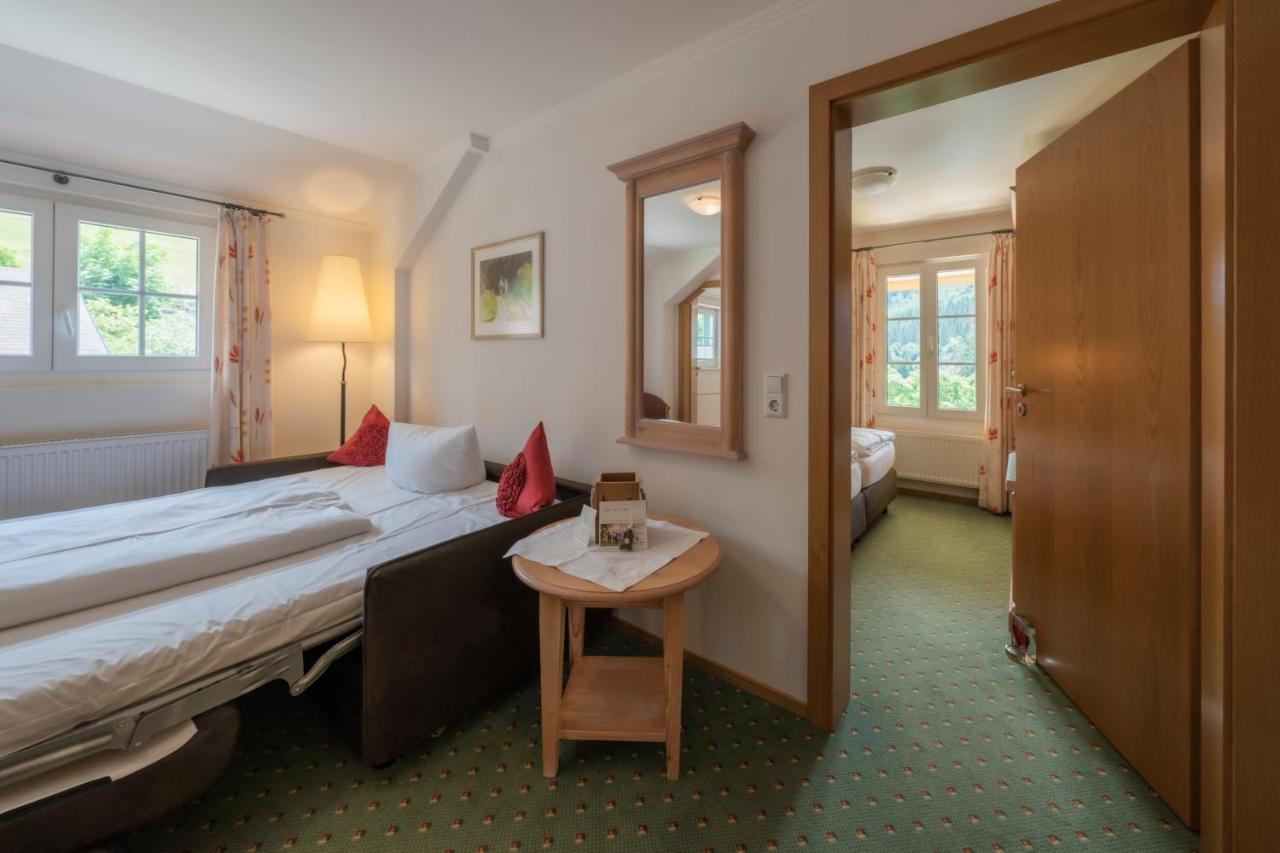 Gruener Baum Naturparkhotel & Schwarzwald-Restaurant Тодтнау Экстерьер фото